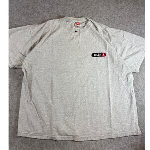 VINTAGE Nike NBA Chicago Bulls Shirt Mens Gray Center Swoosh Basketball Tee XL